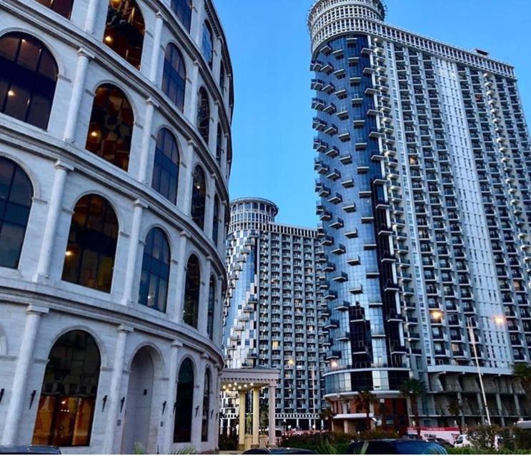 Sea Towers Lux 17-05 Апартаменты Батуми